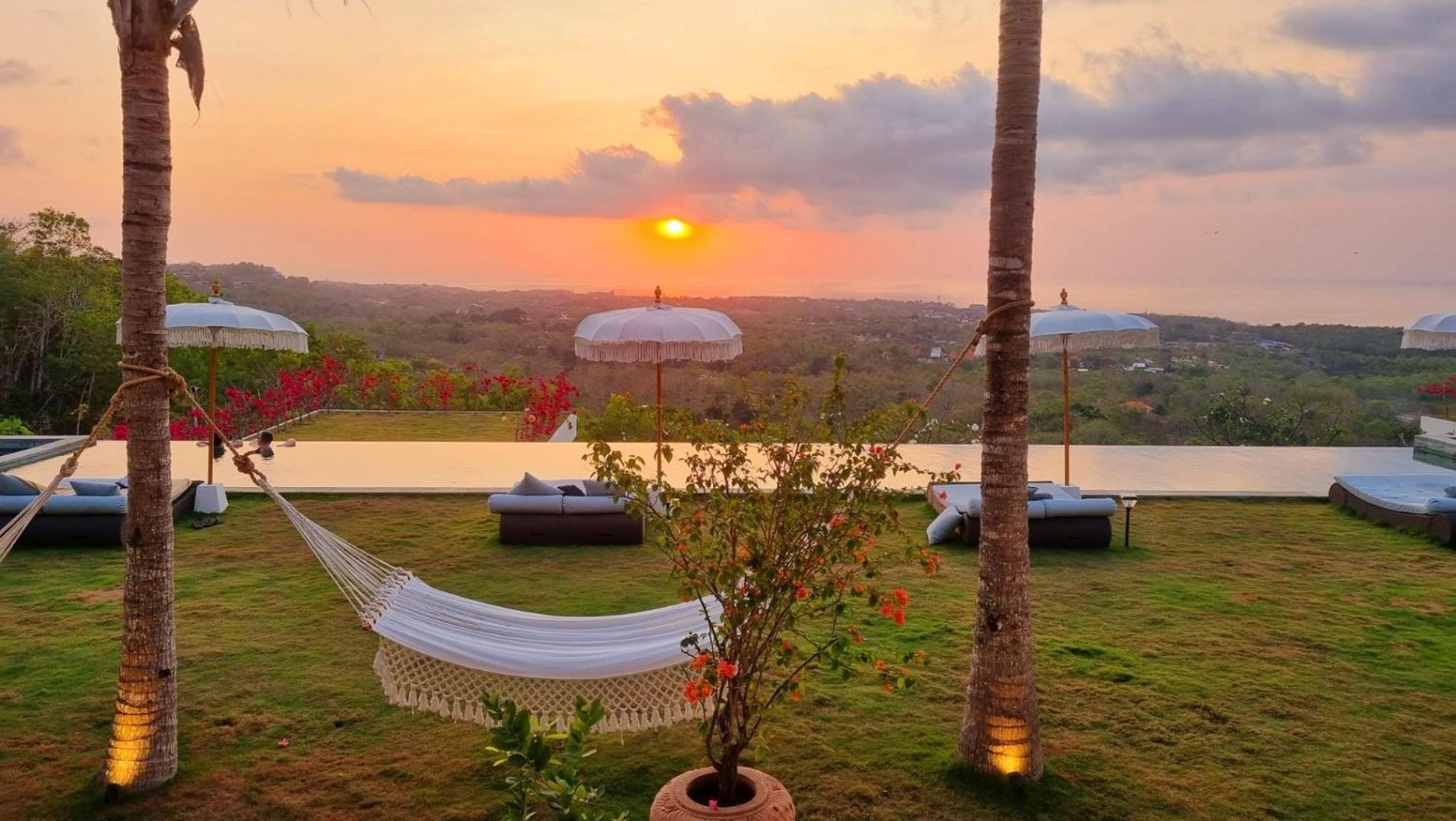 Uluwatu Sunset Hills Apartment Ngoại thất bức ảnh